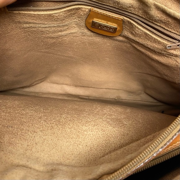 Vintage Gucci Tan Coated Canvas Shoulder-Crossbody 19.5in x 7.5in x 3In - Picture 9 of 11